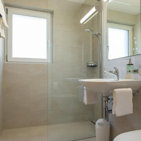 Lägenhet Haus Azur By Interhome *